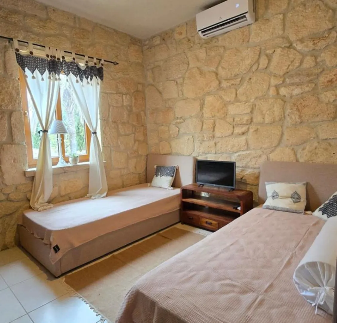 To Petrino, Stylish Stone House, Elani Apartment Siviri