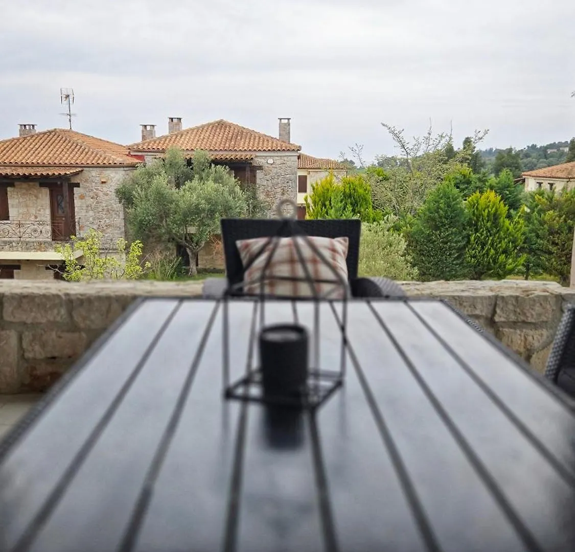Апартаменты To Petrino, Stylish Stone House, Elani Сиври