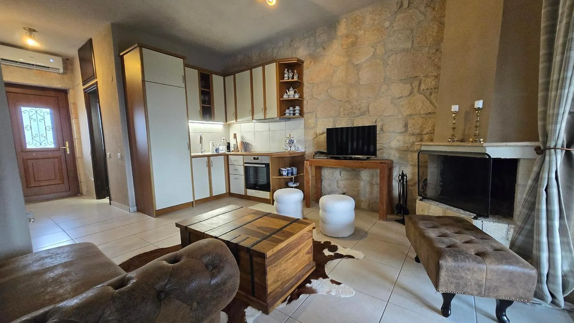 Апартаменты To Petrino, Stylish Stone House, Elani Сиври 0*,  Греция